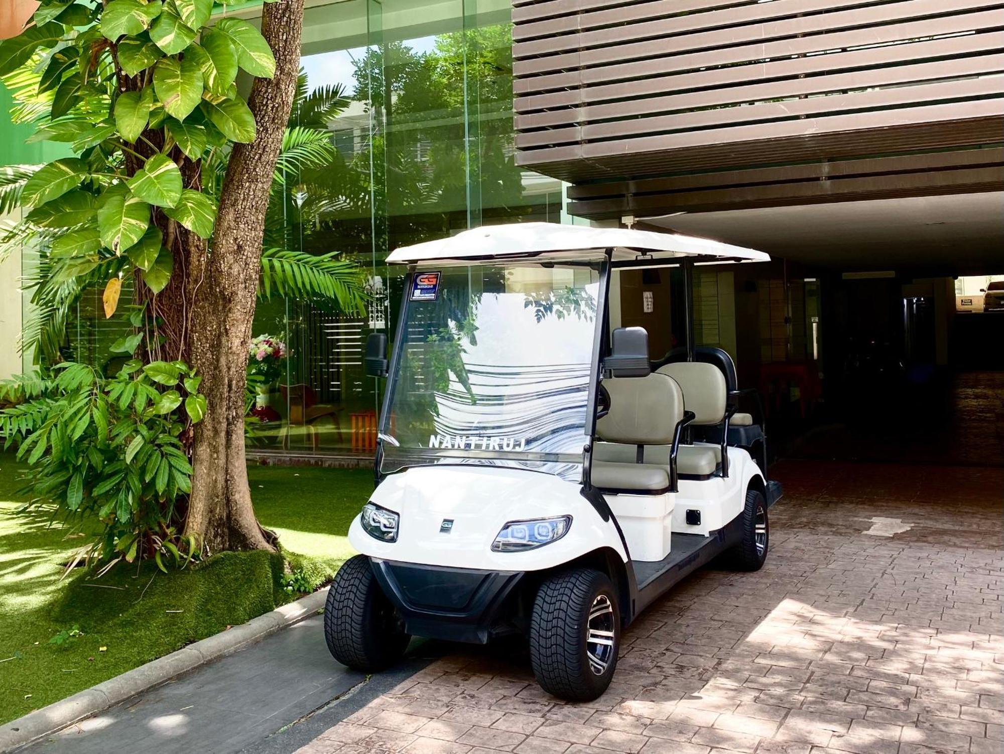 Nantiruj Tower - นันทิรุจ ทาวเวอร์ เซอร์วิสอพาร์ทเม้นท์ สุขุมวิท ซอย 8 Apartman Bangkok Kültér fotó